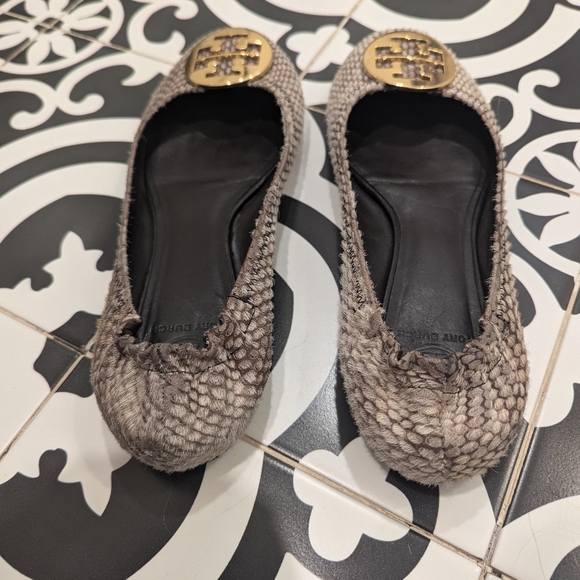 Tory Burch Reva Textured Calf Hair - Picture 3 of 10